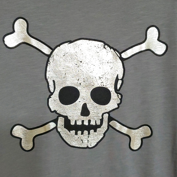 Skull Graphic Halloween Long-Sleeve T-shirt - Picture 2 of 2